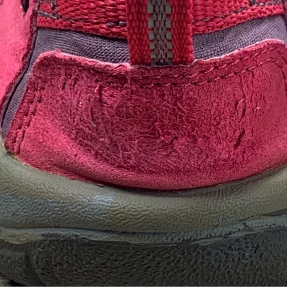 Keen~Youth Girl’s~”Newport H2” Outdoor Washable Hiking Red Rose~Sandals~Size 4 - Picture 6 of 12